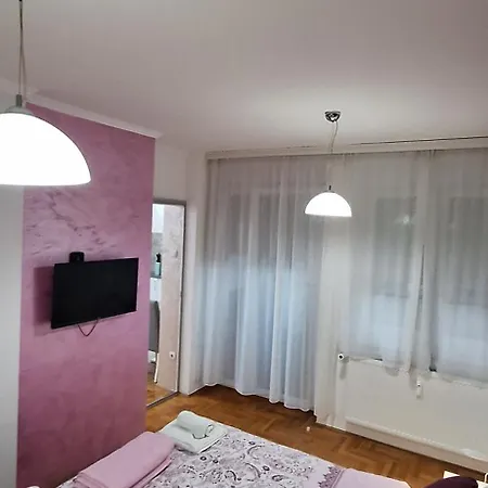 Lux Sanja 2
