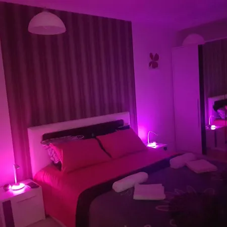 Lux Sanja 2 *